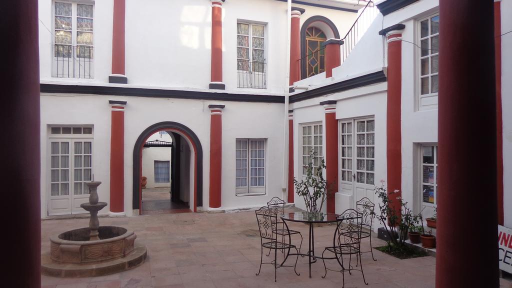 سوكر Casa Solariega Hostal B&B المظهر الخارجي الصورة